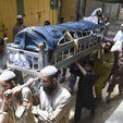 Distribuição de comida termina com ao menos 11 mortos no Paquistão (Rizwan TABASSUM / AFP - 31/03/2023)